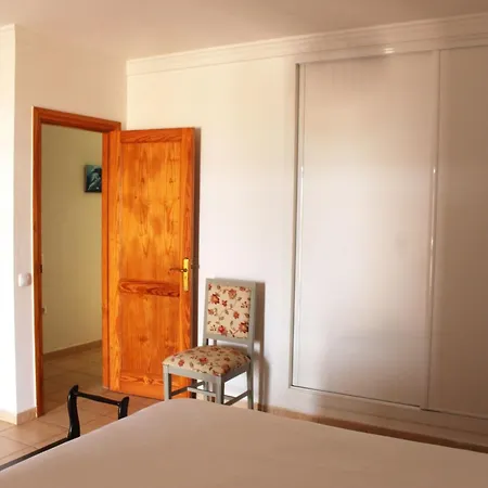 Abora 2 - By Interhome